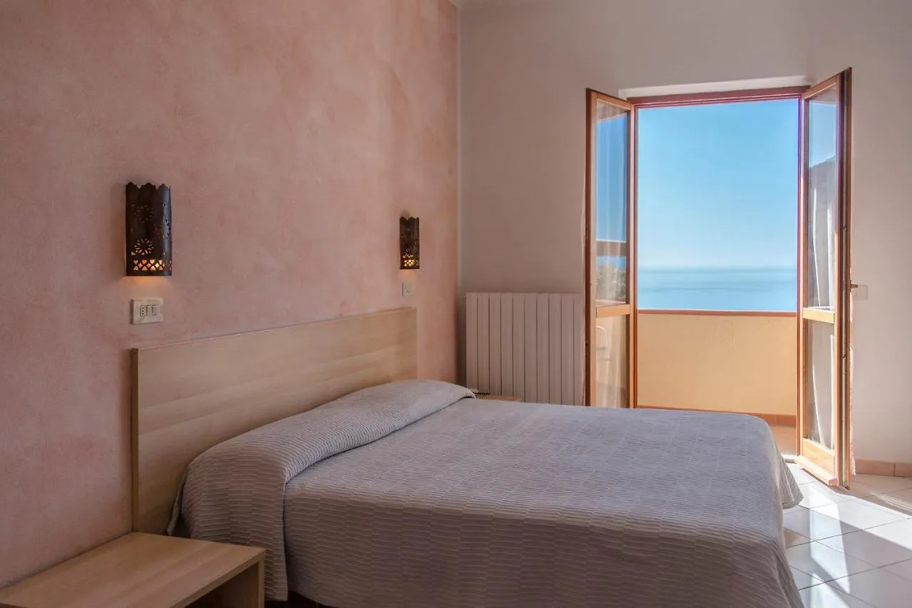 Hotel Villa Rita Marciana  3*, Marciana (Isola d'Elba)